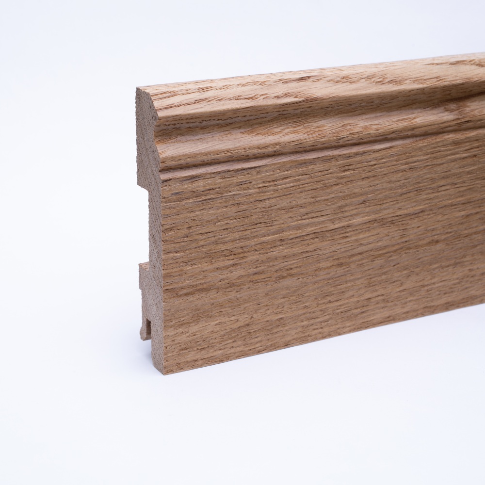 Rodapié de madera maciza perfil Berlin 100 mm, roble lacado