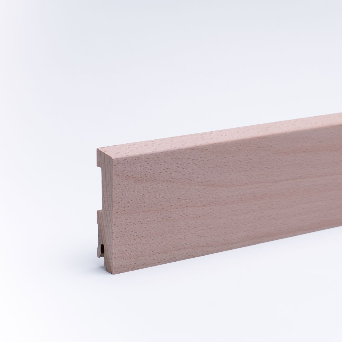 Plinthe en bois véritable avec à bord biseauté 80mm hêtre naturel