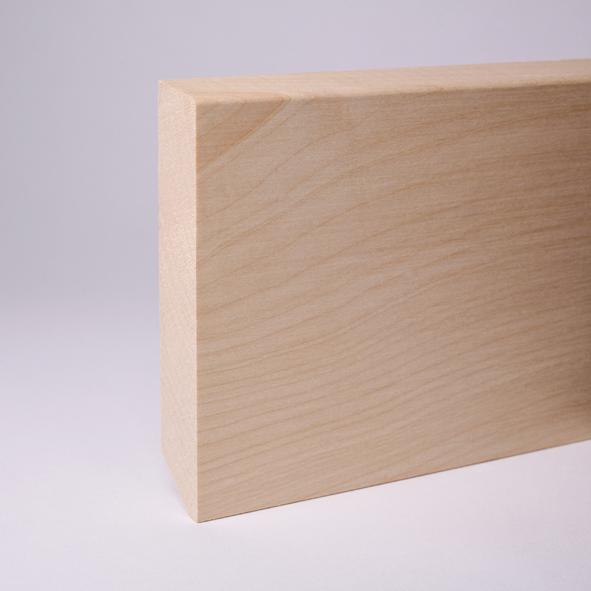 Plinthe en bois véritable avec à bord biseauté 100 mm  érable naturel