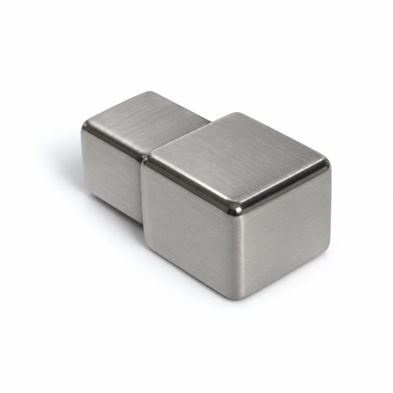 Tapa para perfil cuadrado de acero inoxidable «tipo Q» de 12 mm - Pulida