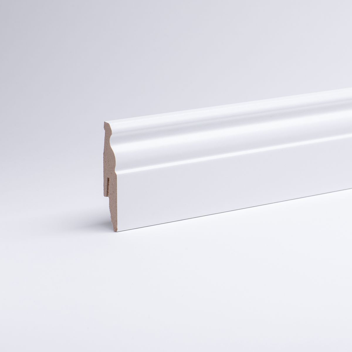 Lot promotionnel de 30 mètres de plinthes profil Berlin 60 mm blanc
