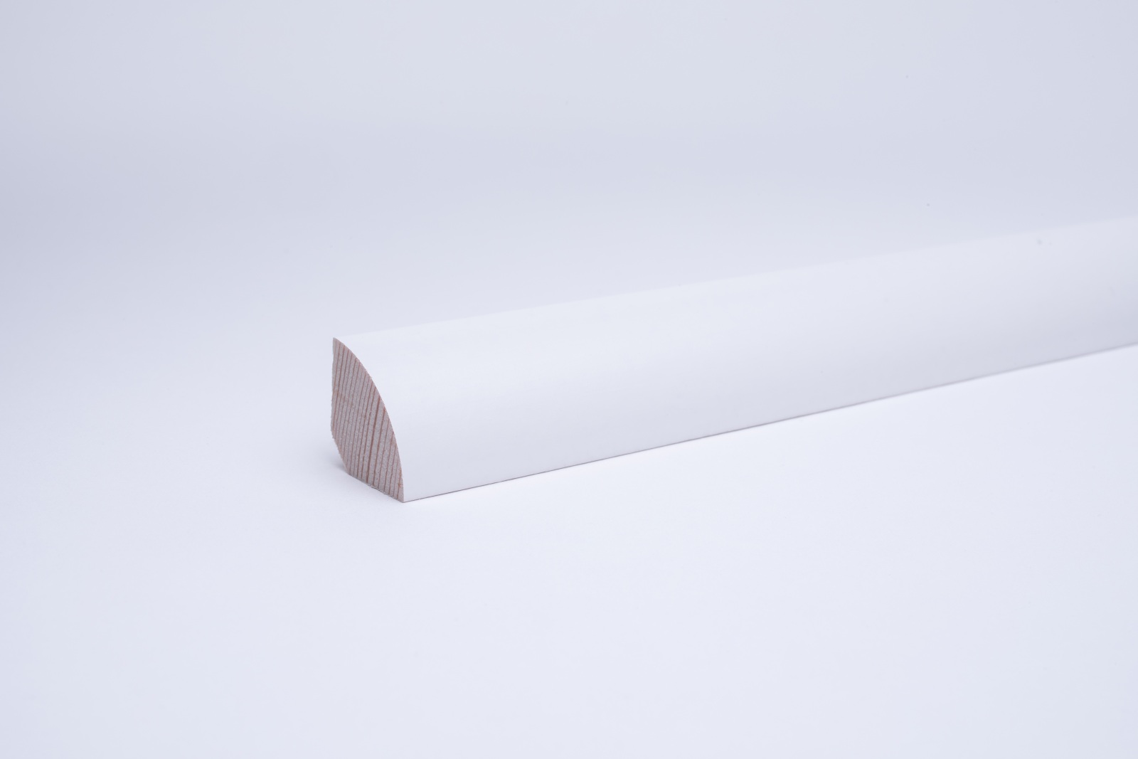 Plinthe de quart de rond en noyau Véritable bois laqué blanc