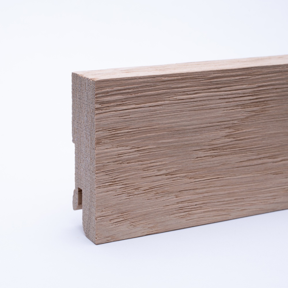 Plinthe en bois véritable carré 60 mm chêne naturel