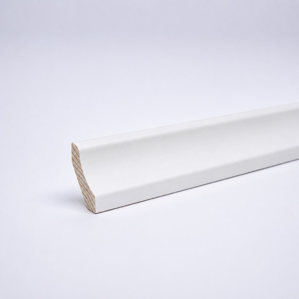 Molduras madera real a perfil de cámara 30 x 30 mm lacado blanco