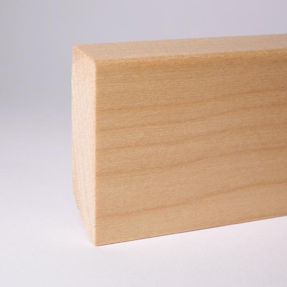 Plinthe en bois véritable avec à bord biseauté 80 mm érable laqué