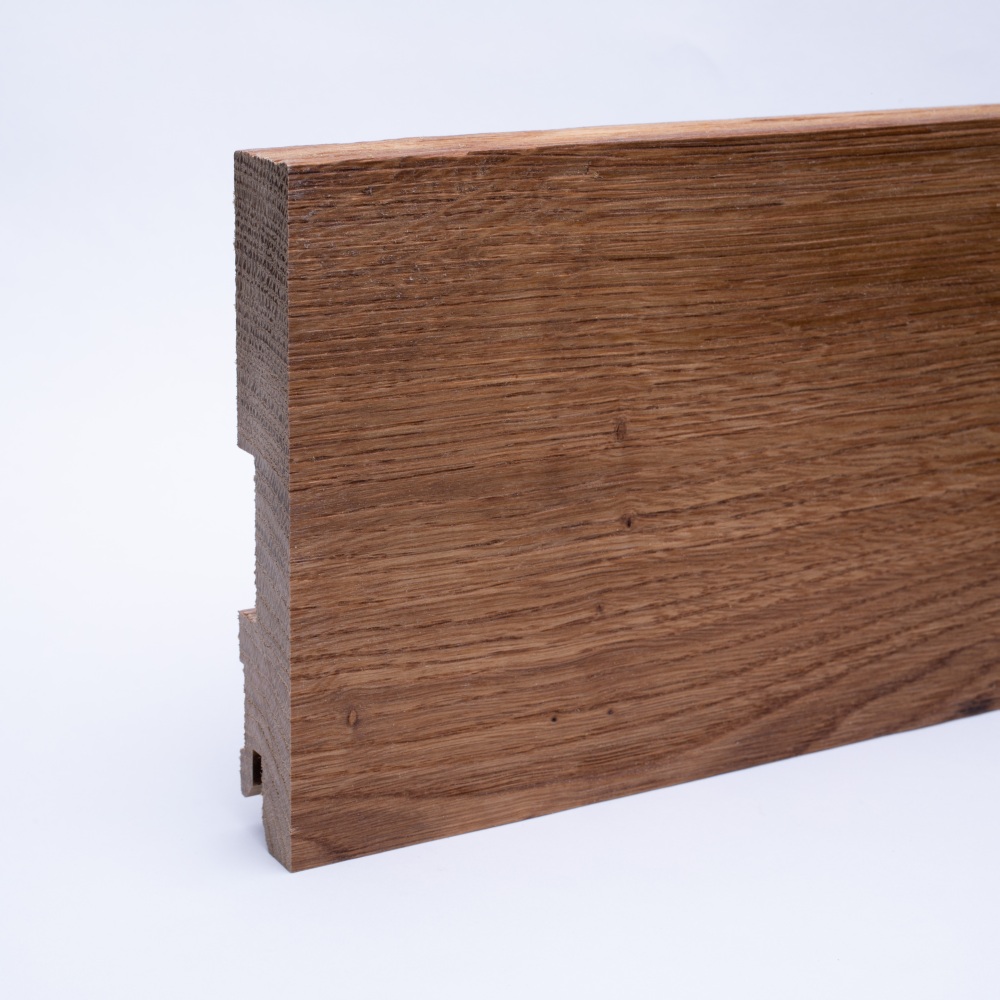 Plinthe en bois véritable carré 120mm chêne huilé