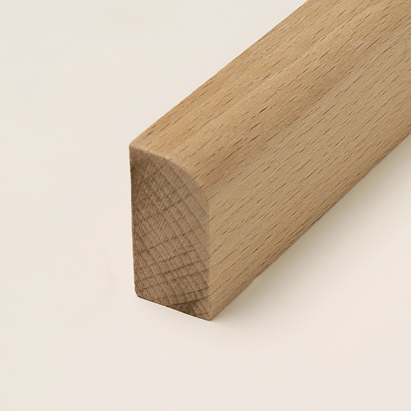 Plinthe en bois véritable avec arrondi bord avant 40 mm hêtre naturel