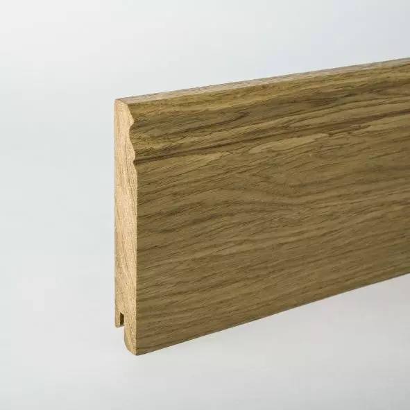 Sockelleiste Berliner Profil 100mm - Eiche gelackt