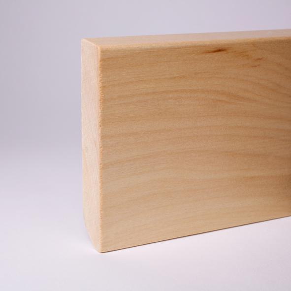 Plinthe en bois véritable avec à bord biseauté 100 mm érable laqué