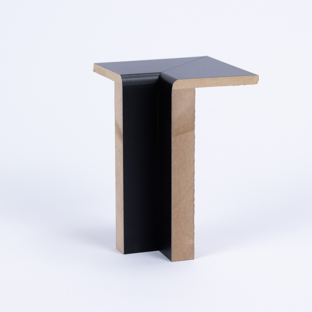 Angle intérieur pour habillage tuyau de chauffage 120 mm noir