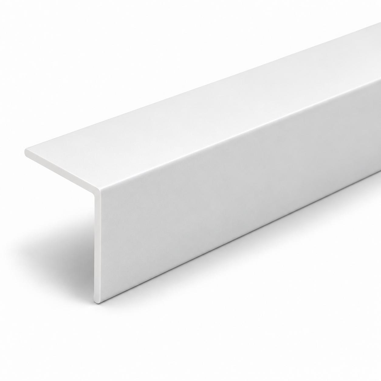 Cornière de protection d'angle 40 x 40 x 2 500 mm, PVC blanc