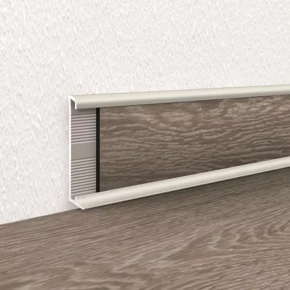 Aluminium-Sockelleiste 379 mit Einschub 4-5 mm - Silber