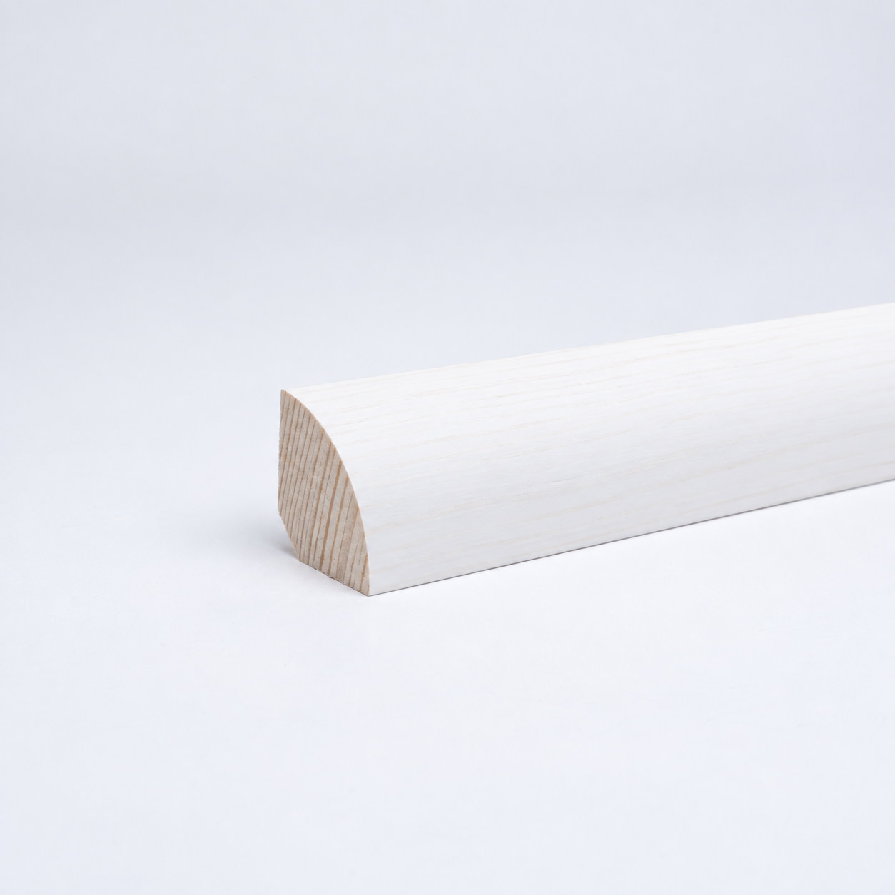Plinthe de quart de rond en noyau Véritable bois laqué blanc RAL9010
