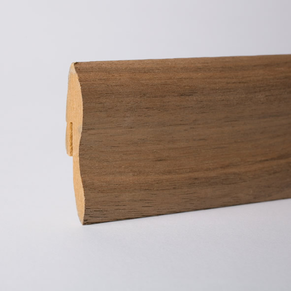 Plinthe plaquée 40 mm noyer naturel