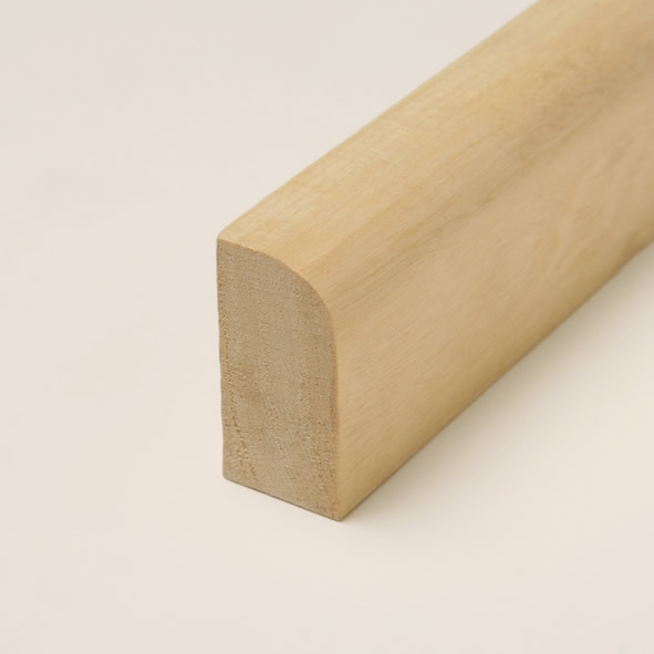 Plinthe en bois véritable avec arrondi bord avant 40 mm érable laqué