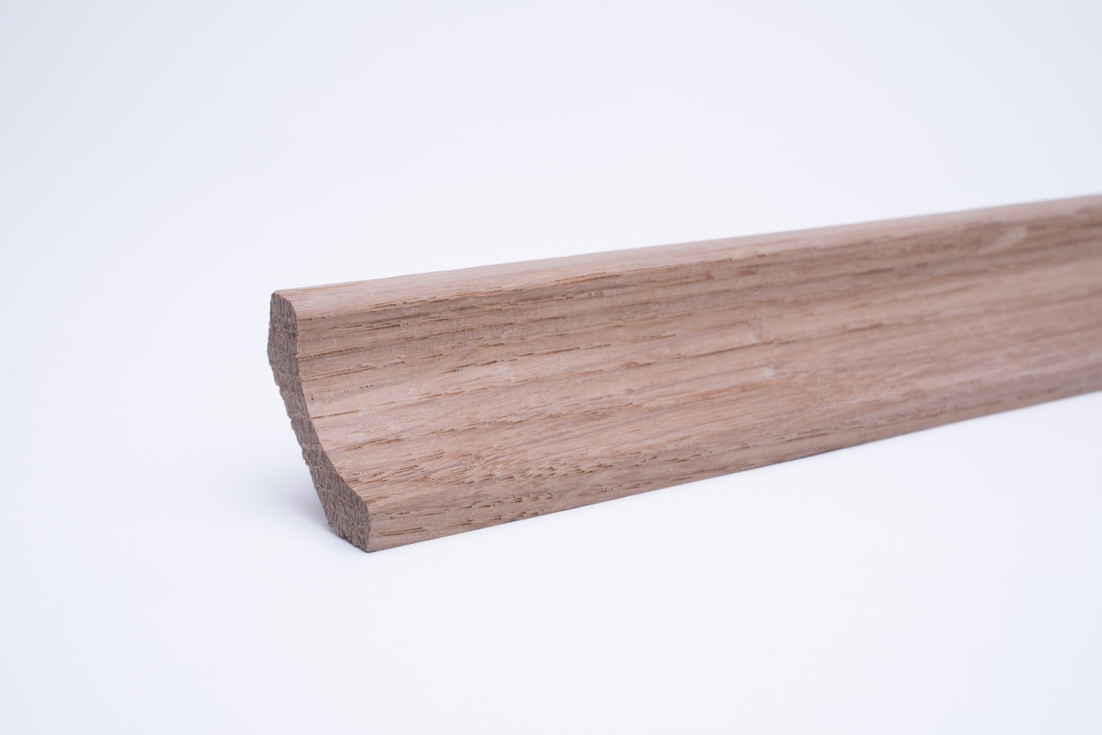 Plinthe de gorge creuse en Véritable bois chêne naturel