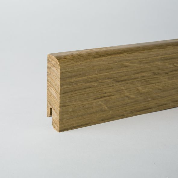 Plinthe en bois véritable avec arrondi bord avant 80 mm chêne laqué
