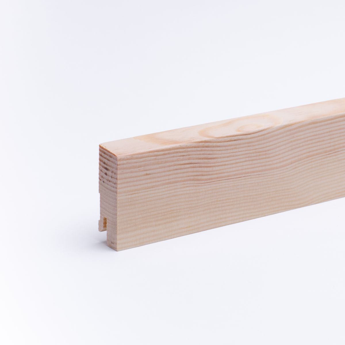 Plinthe en bois véritable avec à bord biseauté 60 mm pin laqué