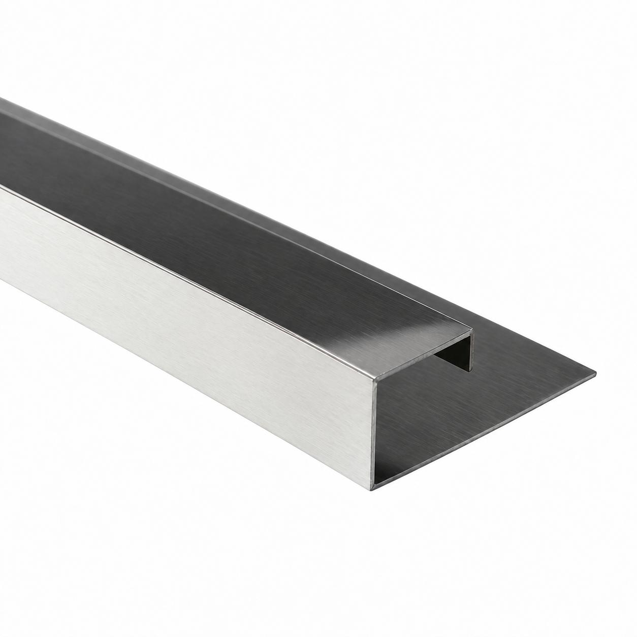 Perfil cuadrado de acero inoxidable «tipo Q» de 14 mm con ranura - Pulido