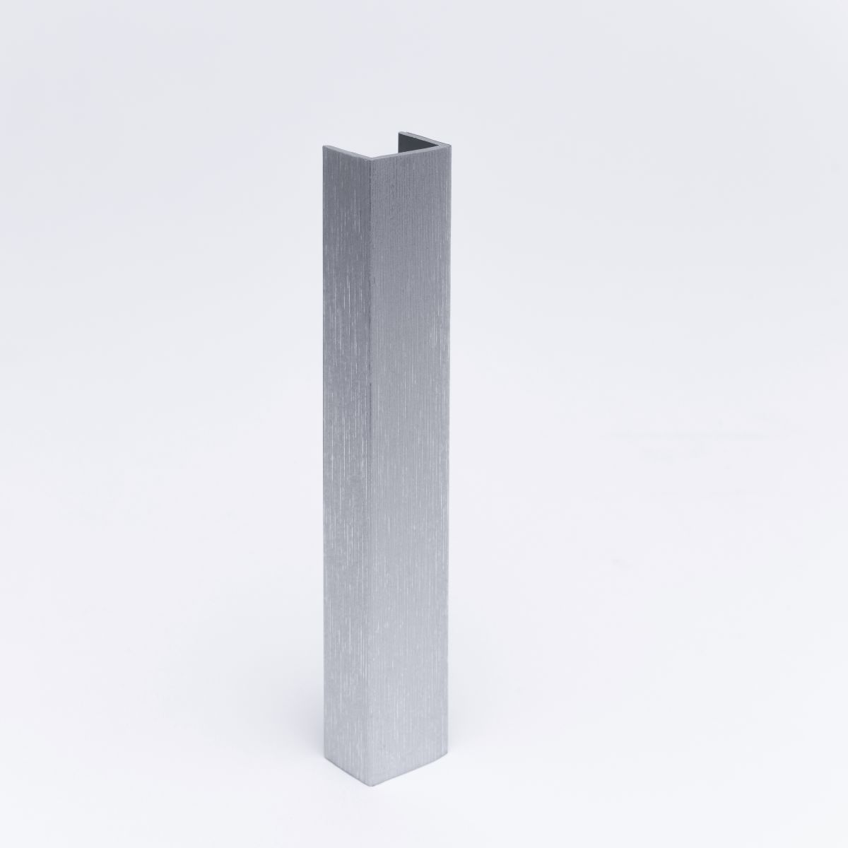Pièce final pour Socle de cuisine 150 mm - aluminium