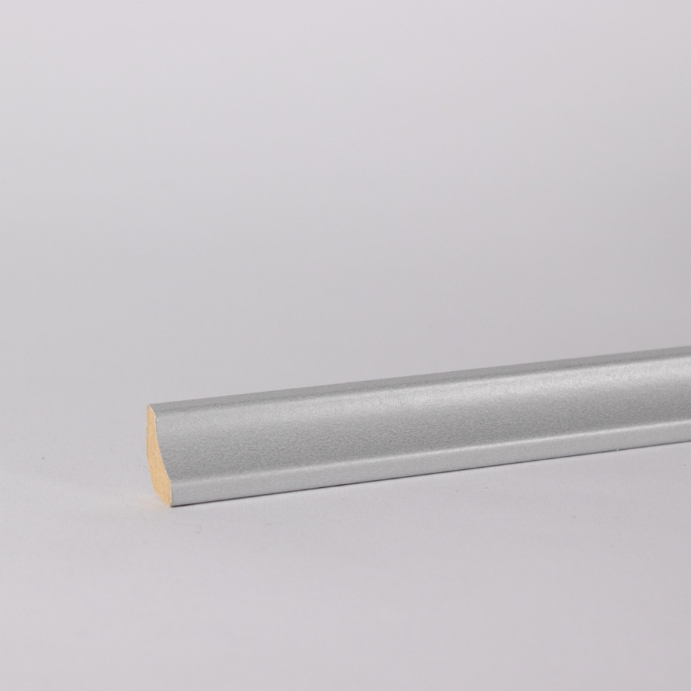 Plinthe de gorge creuse en noyau MDF optique bois Silver