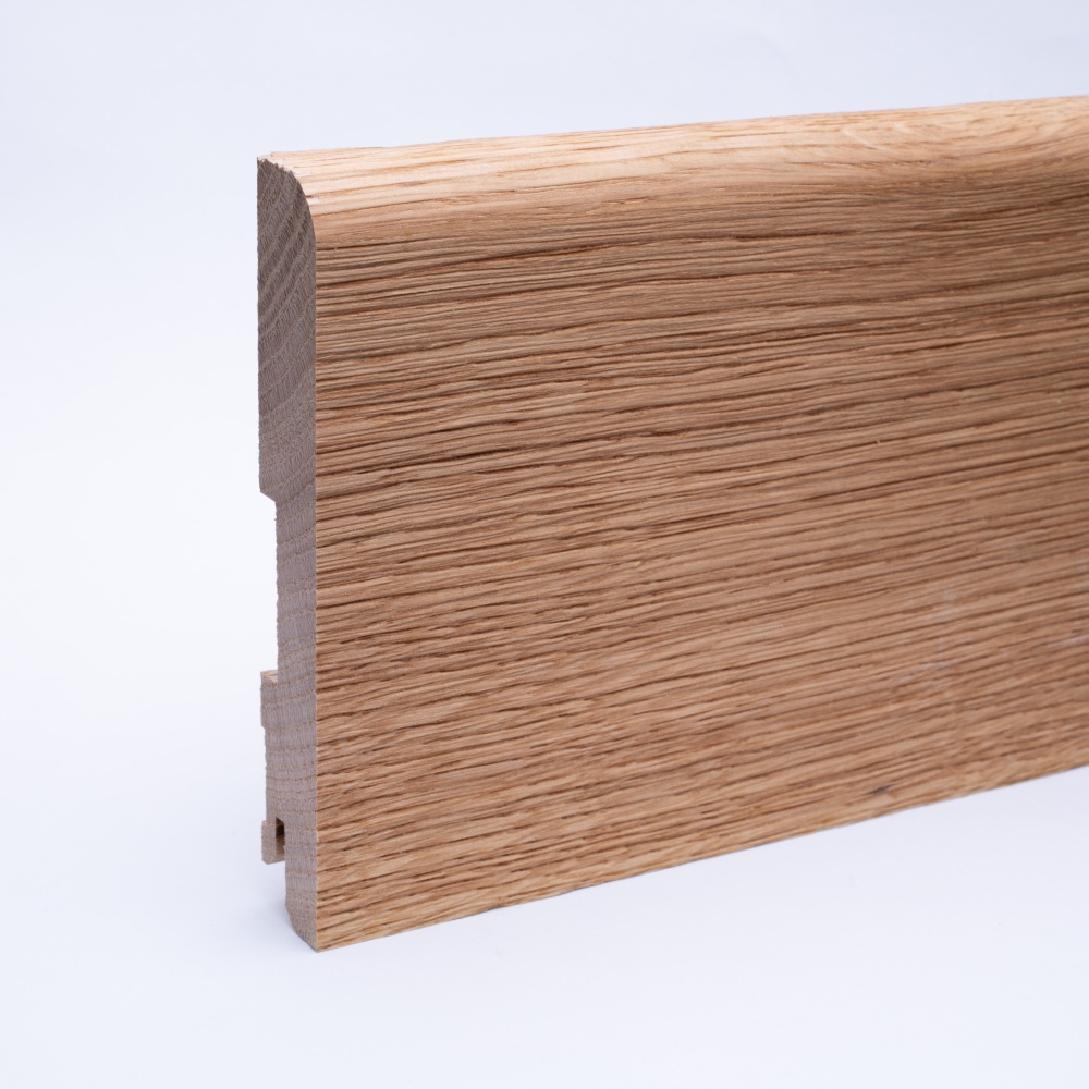 Plinthe en bois véritable avec arrondi bord avant 120mm chêne huilé