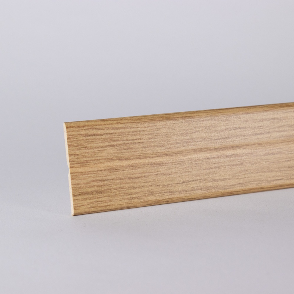 Plinthe articulée sur support MDF imitation bois light Oak