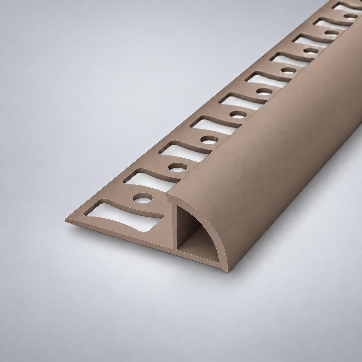 Profilo triangolare in PVC per piastrelle  a quarto di tondo 8mm Caramello