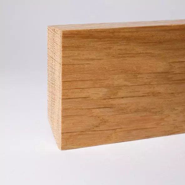 Vierkant Massivholz-Sockelleiste 40mm - Eiche gelackt