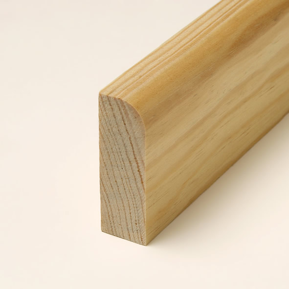Plinthe en bois véritable avec arrondi bord avant 60mm pin laqué