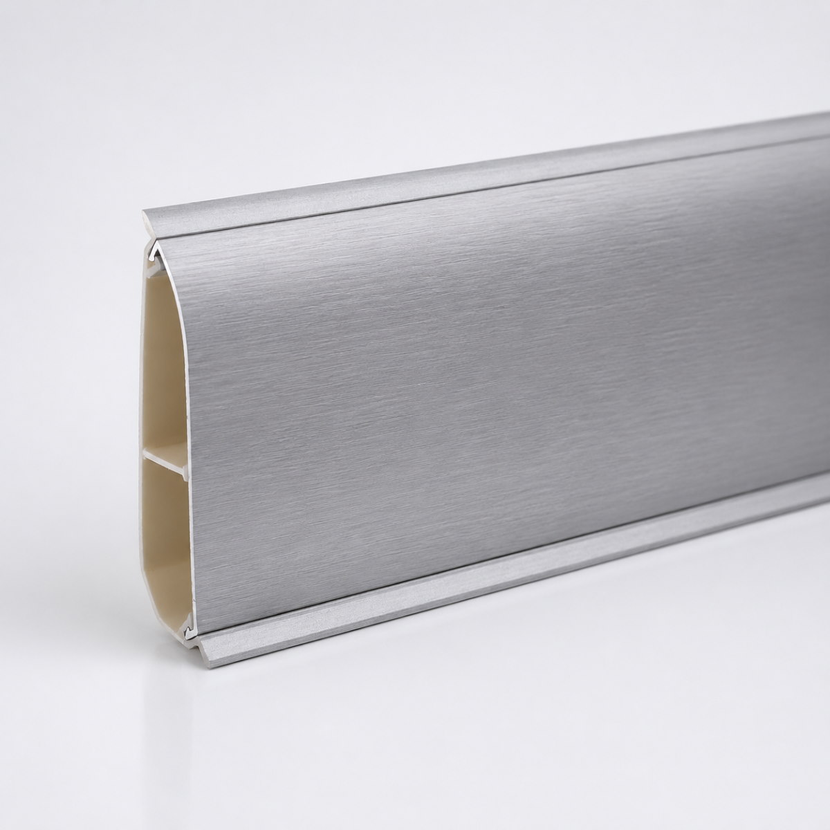Rodapiés de metal 54mm con labio de sellado Aluminio cepillado