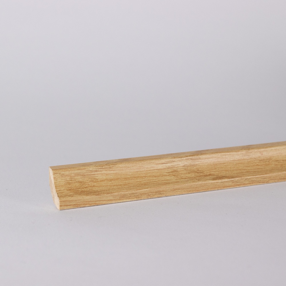 Plinthe de gorge creuse en noyau MDF optique bois Oak