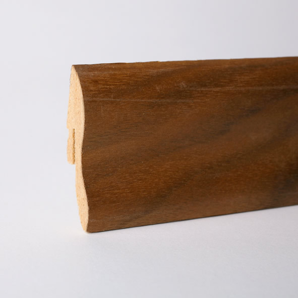 Plinthe plaquée 40 mm noyer huilé