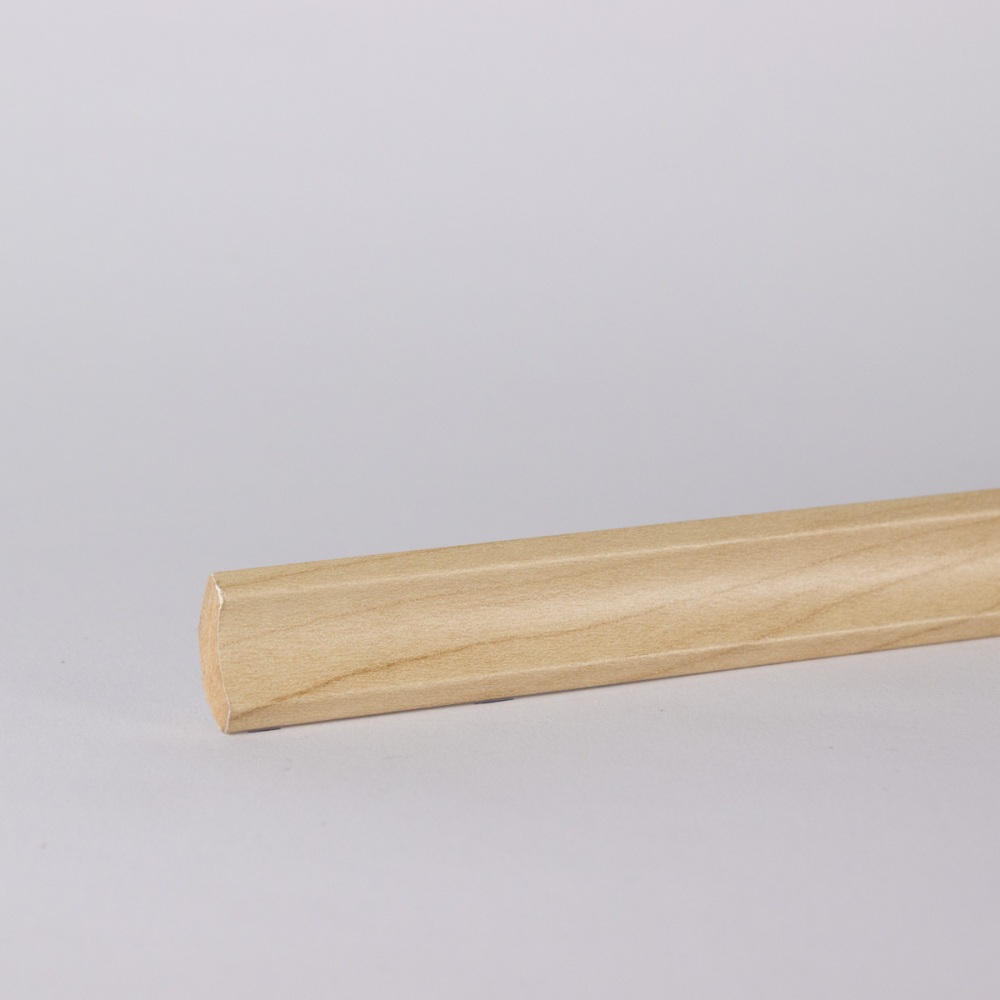 Plinthe de gorge creuse en noyau MDF optique bois Ahorn