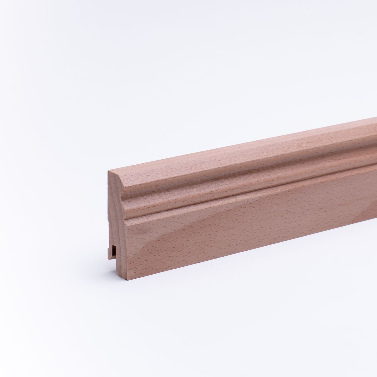 Plinthe en bois véritable profil Berlin 60 mm hêtre laqué