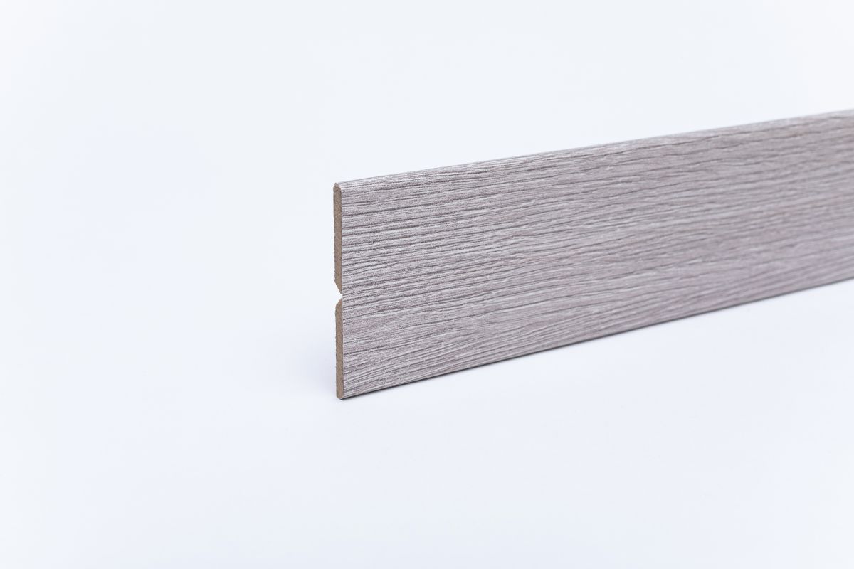 Knickleiste/Abschlusswinkel MDF Holzoptik Eiche Weiß 22 x 22 x 2600 mm