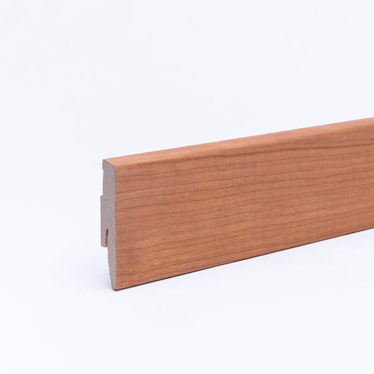 Plinthe placage en bois véritable cerisier huilé 60 mm